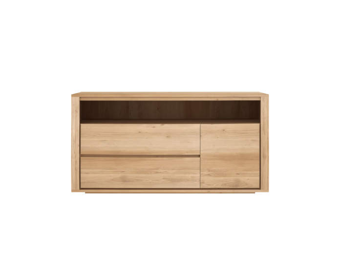 Shadow-chest-of-drawers,-oak