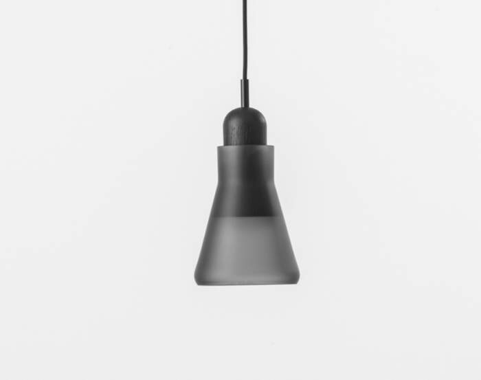 svietidlo Shadows XL PC976 Lamp, grey / black oak