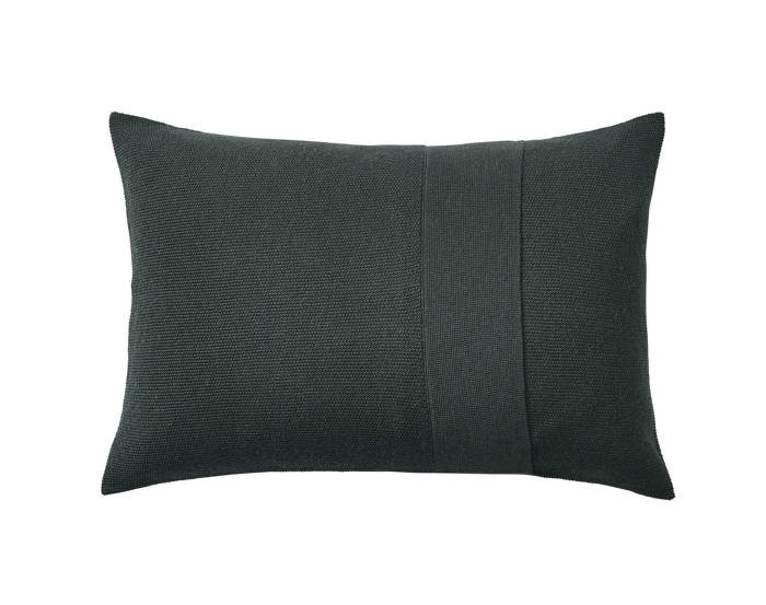 Layer-Cushion-40x60-dark-green