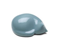 Dekorácia mačky Resting Cat small, light blue