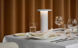 Prenosné lampy Solae od Fritz Hansen