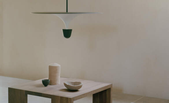 Lampy Kantarell od New Works