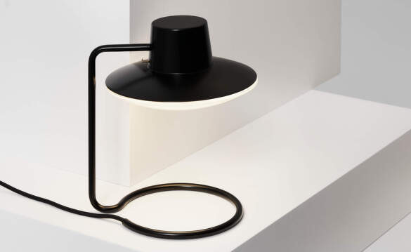 Lampy AJ Oxford od Louis Poulsen