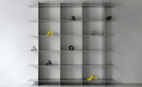 Svietniky Crooked od Normann Copenhagen