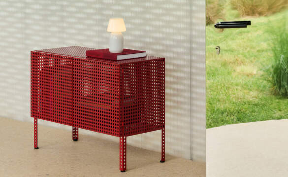 Skrinky Perforated Cabinet od HAY