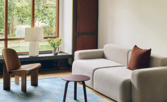 Stolné lampy Aplat od HAY