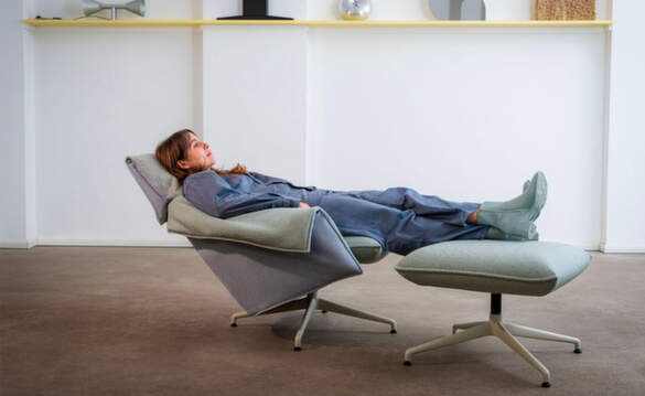 Kreslá Bascule od Vitra