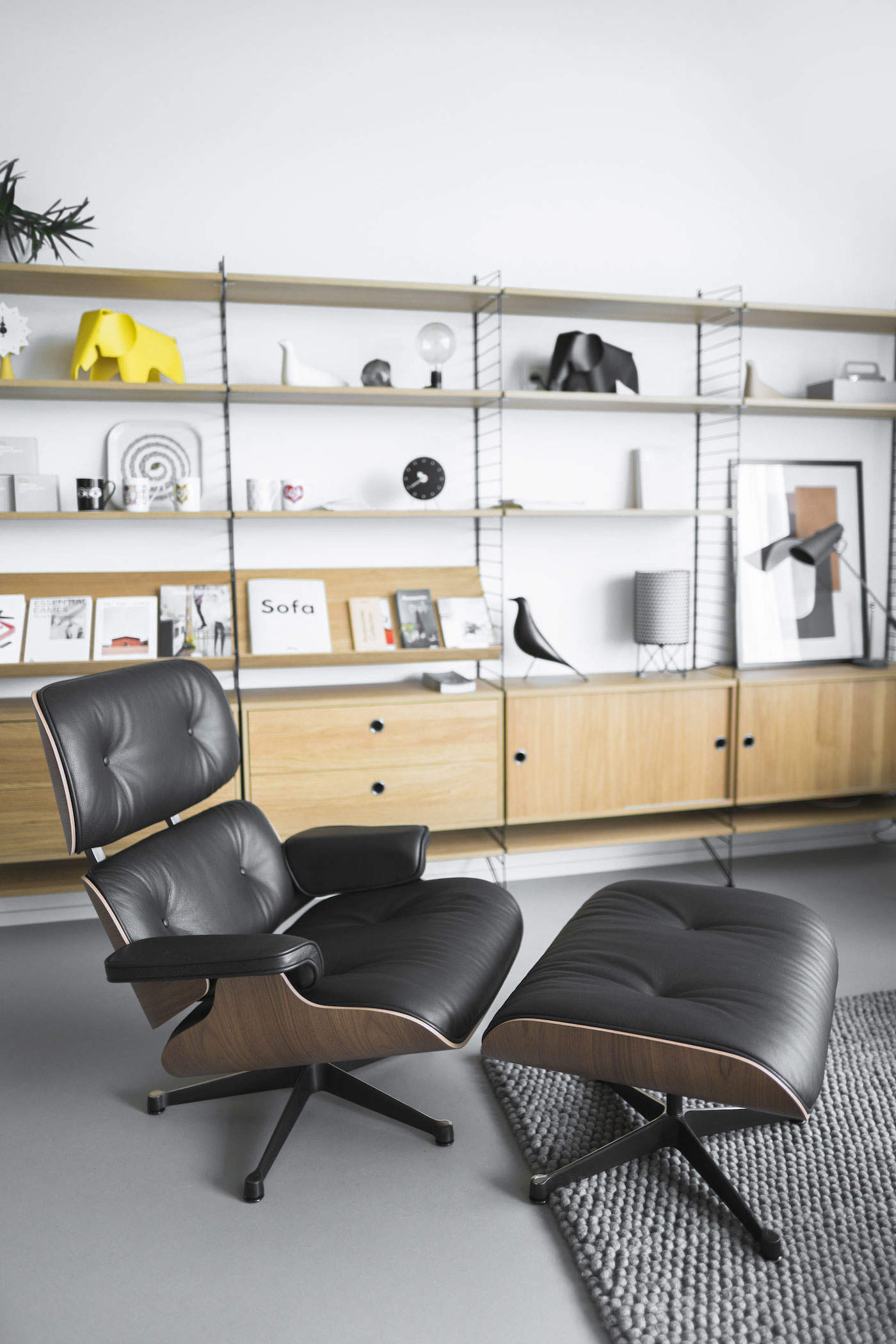 Eames Lounge Chair na DesignVille